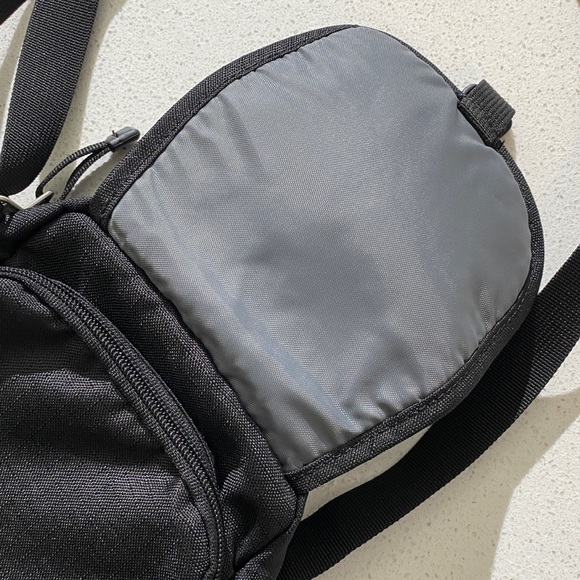 New Hiking and Outdoor bag, camping and camera side shoulder bag unisex - Picture 5 of 13